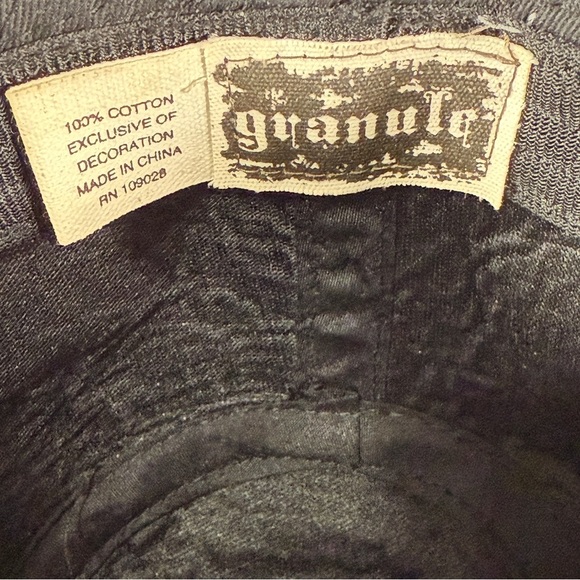 Granule Black Cotton Bucket Hat - Picture 6 of 6